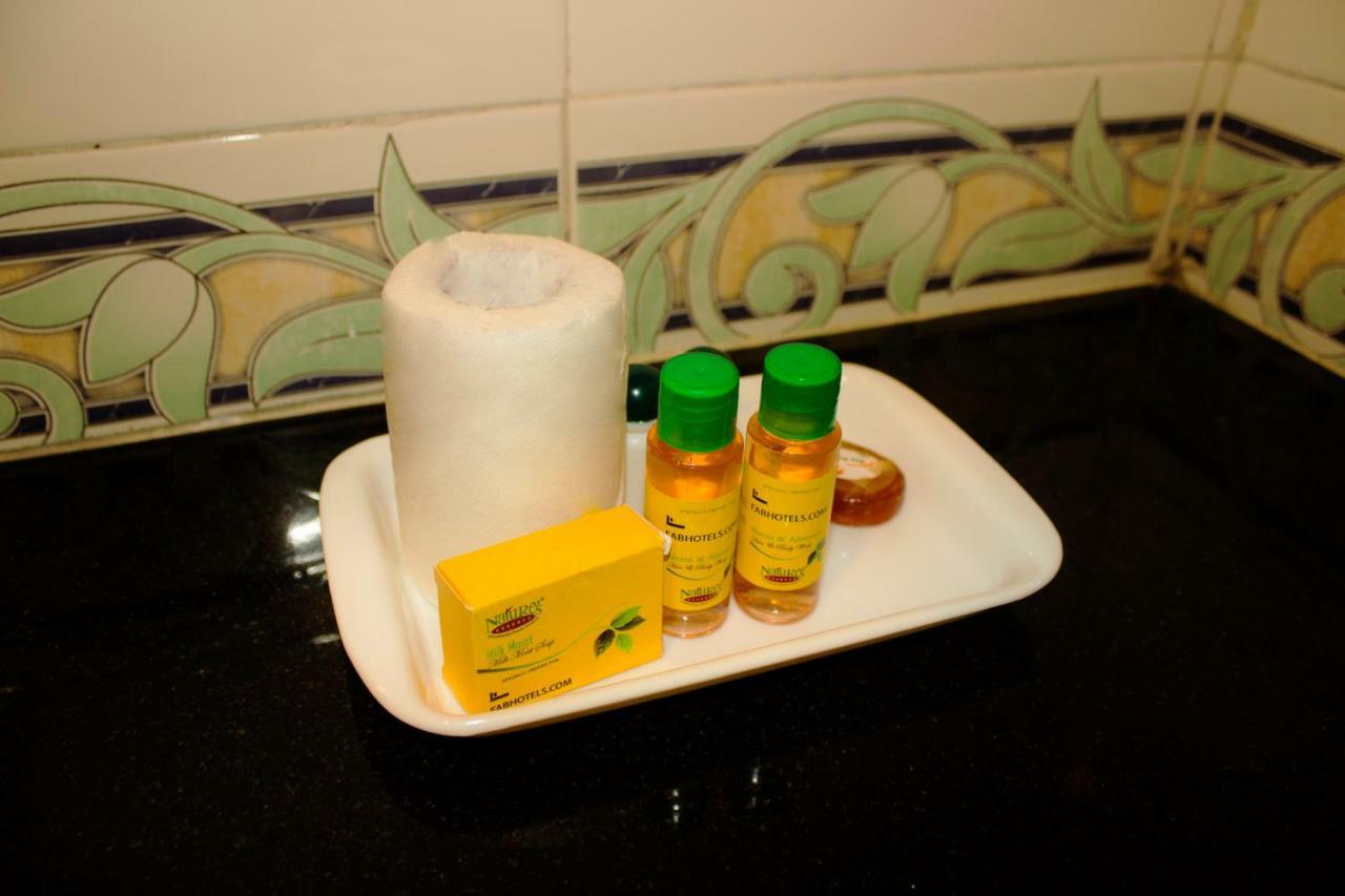 Fabhotel Sanctuary Suites Bangalore Bagian luar foto